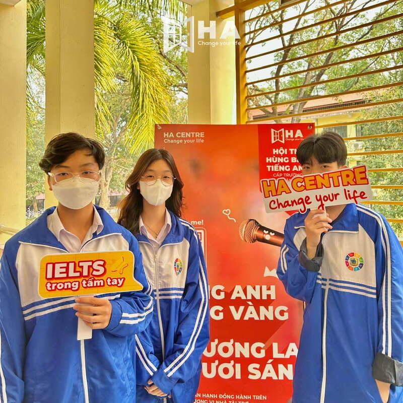Hội thi hùng biện tiếng anh cấp trường THPT Thuận Thành 1
