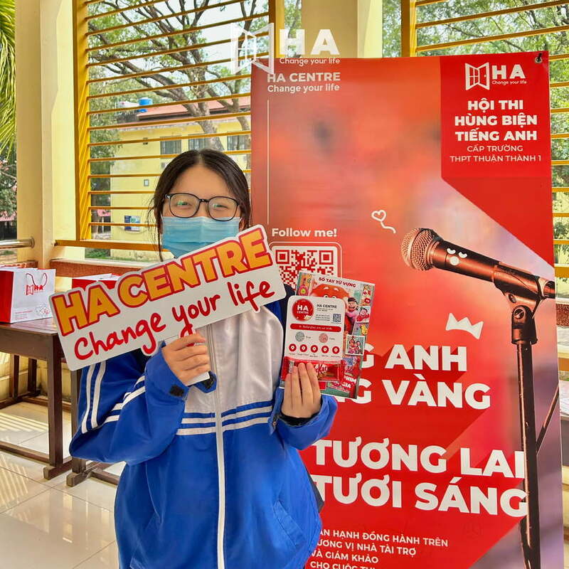 Hội thi hùng biện tiếng anh cấp trường THPT Thuận Thành 1