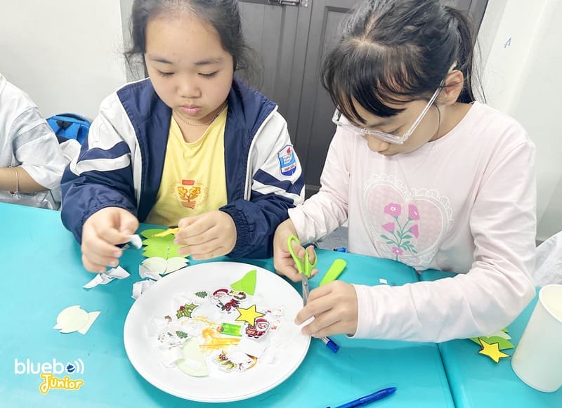 Đón giáng sinh rộn ràng cùng Bluebell – Mùa lễ hội ấm áp & Ngập tràn niềm vui