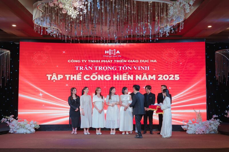 Bluebell Year End Party 2025 | The New Horizon - Trạm cảm xúc - Chạm trái tim
