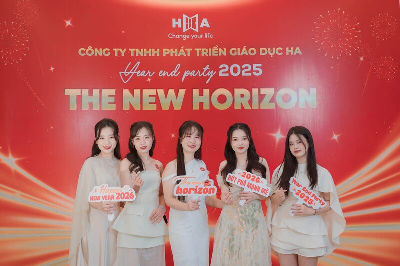 Bluebell Year End Party 2025 | The New Horizon - Trạm cảm xúc - Chạm trái tim